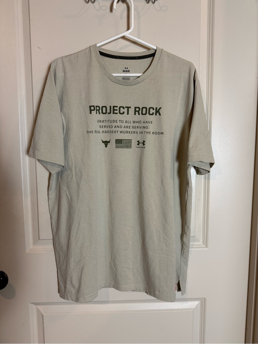 Under Armour Project Rock Men's Short Sleeve T-Shirt in Tan